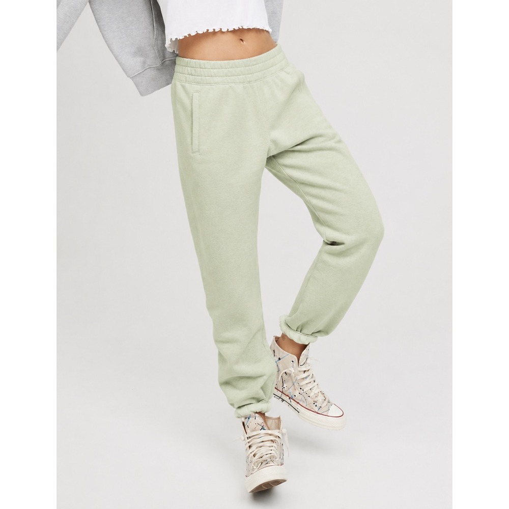 OFFLINE By Aerie Throw-Back Fleece Jogger Women L Short Green Relaxed Athleisure
